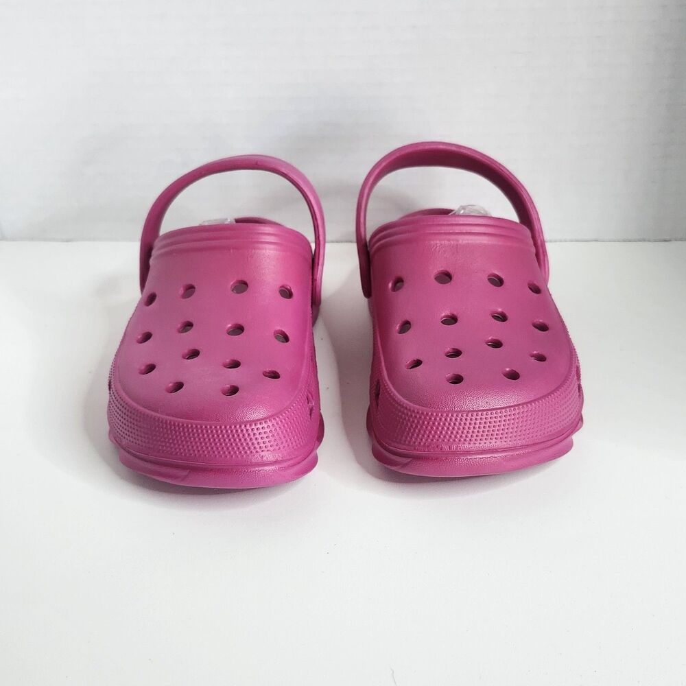 Kids Size 9.5/10 Pink Clogs